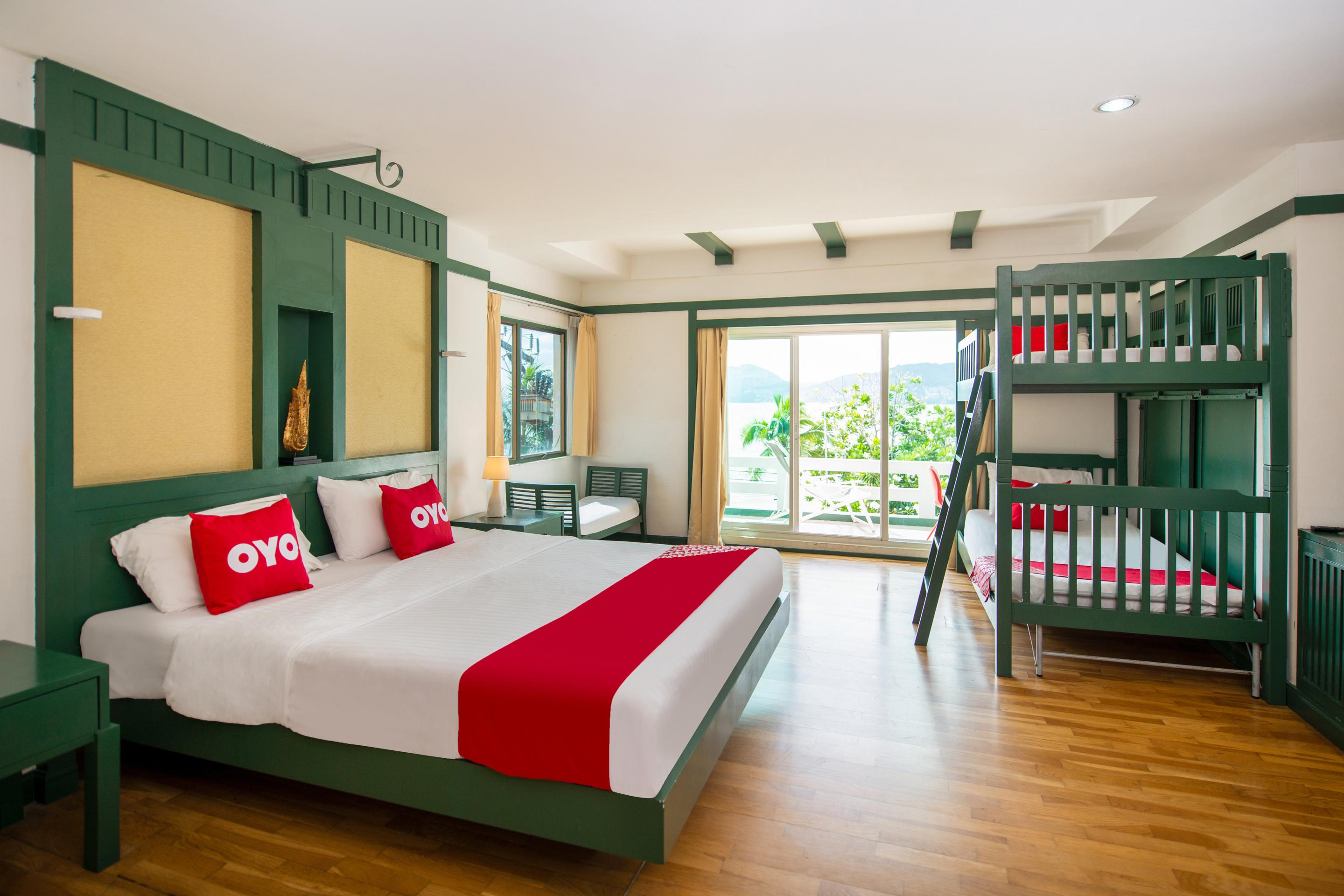 Oyo 255 The Ocean Hotel Patong Exterior photo
